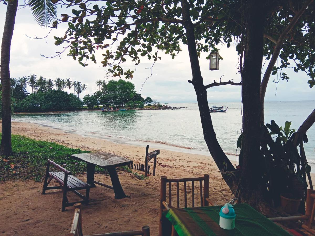 Breizh Cape Beach Bungalows Koh Lanta Exterior photo