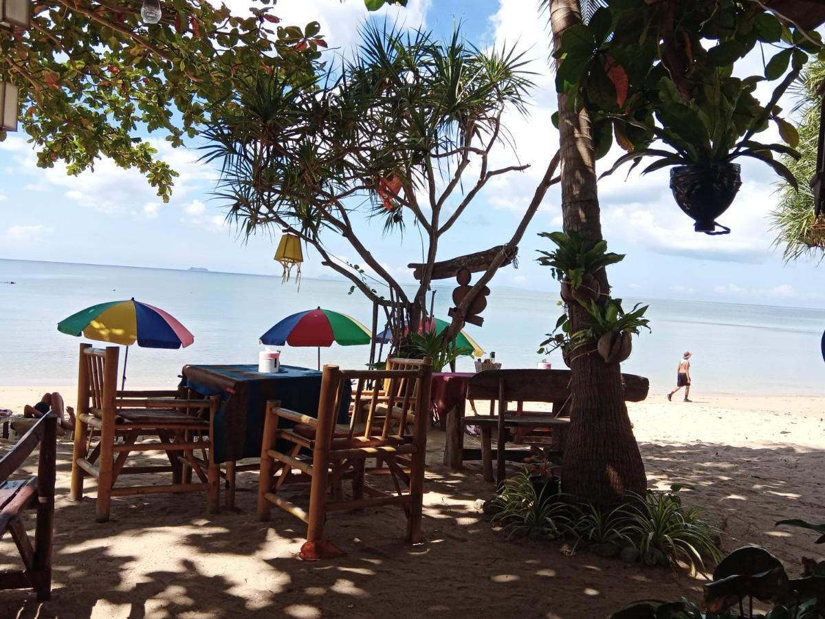 Breizh Cape Beach Bungalows Koh Lanta Exterior photo