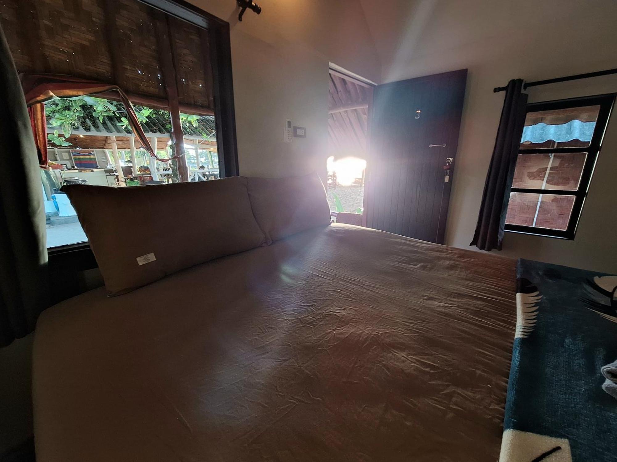 Breizh Cape Beach Bungalows Koh Lanta Exterior photo