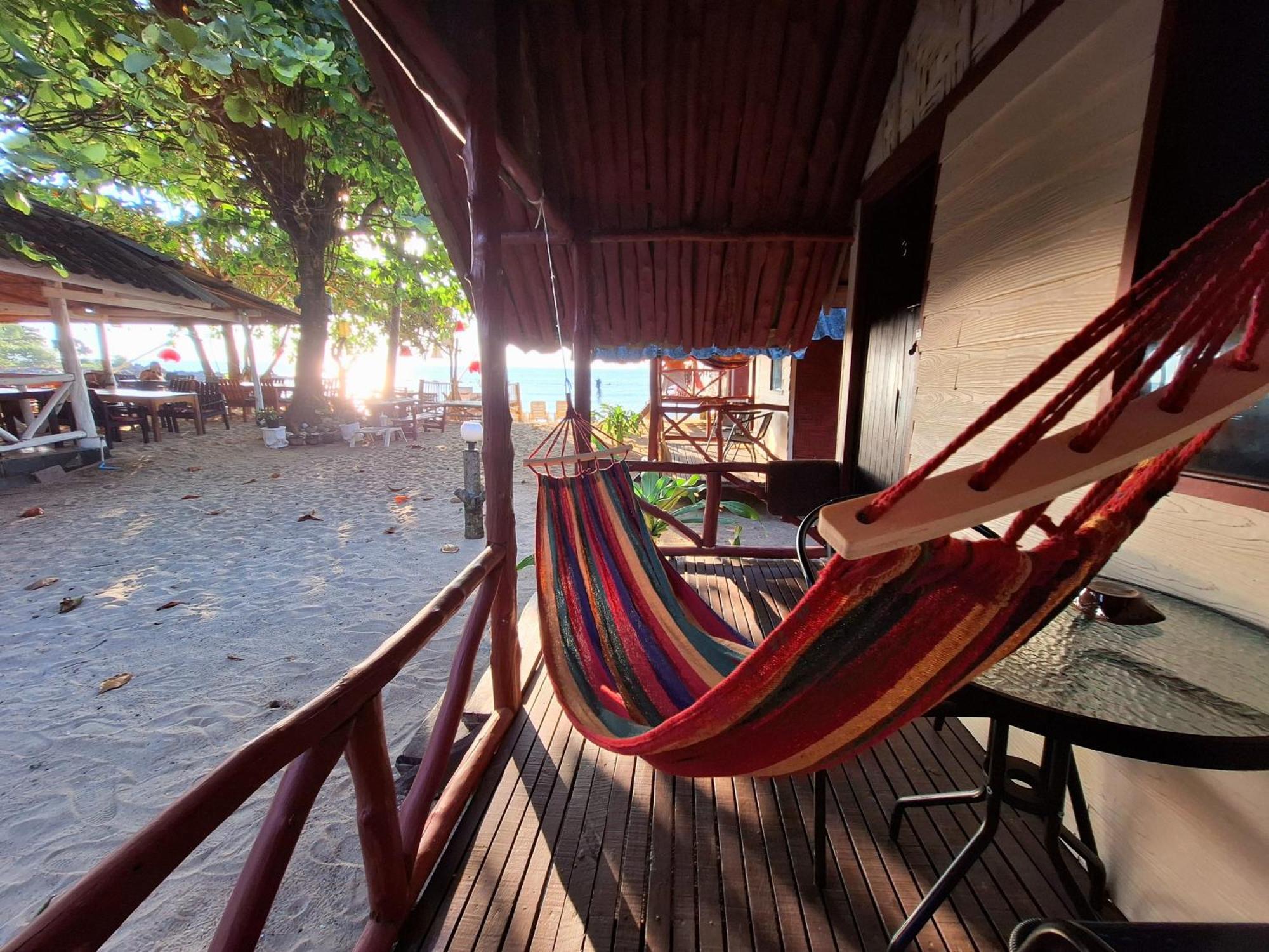 Breizh Cape Beach Bungalows Koh Lanta Exterior photo